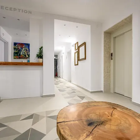 Ji Hotel Sozopol